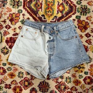 Levis 501 shorts W25